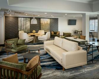 Fairfield Inn & Suites by Marriott Anchorage Midtown - Anchorage - Lounge