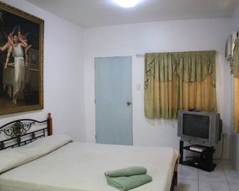 Kokomos Beach Resort - Olongapo