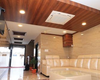 Tcs Residency - Kanchipuram - Lobby