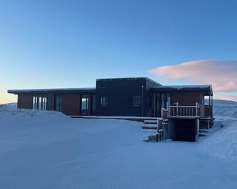 Modern villa - in Golden Circle - Gullfoss Geysir Þingvöllur - Freyjustíg 13, 805 Selfoss - Hveragerdi - Building