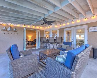 Florida Family Paradise | Free Heated Pool! - Valrico - Sala de estar