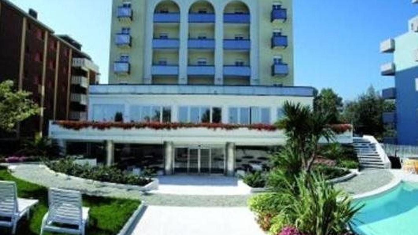 Gfh - Hotel Ruhig