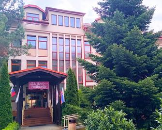 Hotel Podhradie - Považská Bystrica - Building