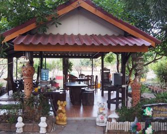 Kalae Resort - Nakhon Sawan - Patio