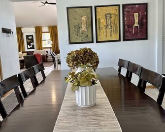 The Terrace at Geneva - Oskaloosa - Comedor