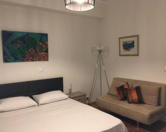 Oro's Stylish Kolonaki Flats Next to Metro & Museums - Athen - Schlafzimmer
