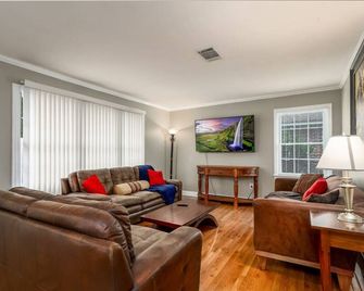 Enjoyable Stay And Play Near Casino And - Pine Bluff - Soggiorno