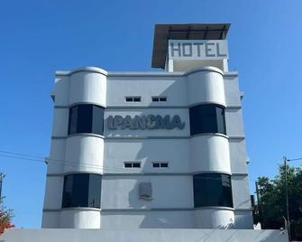 Hotel Ipanema Beach by Majestic - Salinas - Building