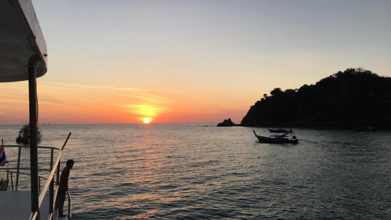 New Harrys Sunset Resort - Klong Nin Beach