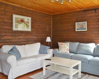 Charming Cottage in Tranquil Village Set - Ockelbo - Sala de estar