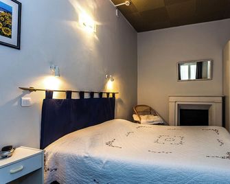 Hotel Adour - פו - חדר שינה