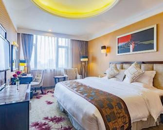 Changsha Little Swan Deiss Hotel - Changsha - Bedroom