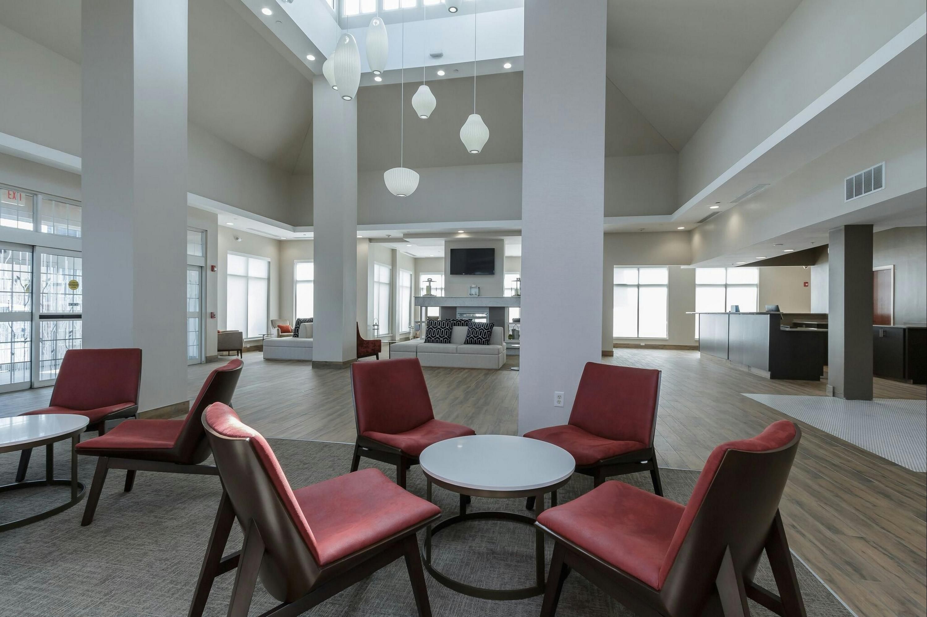 Hilton Garden Inn Elkhart - Elkhart - Lobby