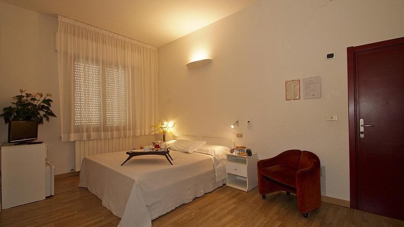 Hotel Mediterraneo