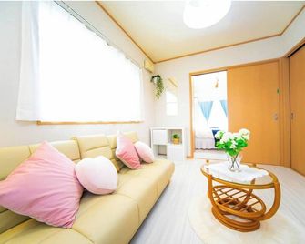 Awaji Seaside Resort Kuruma - Awaji - Living room