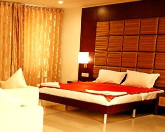 Maitri Residency - Karīmnagar