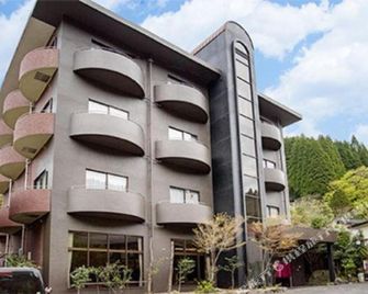 Hotel Ryusenkaku - Kokonoe - Edificio