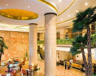 Mirage Hotel Urumqi - Ürümqi - Lobby