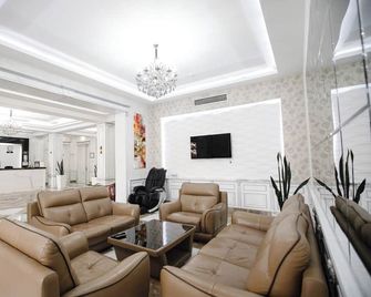 Shedevr Plaza - Namangán - Sala de estar