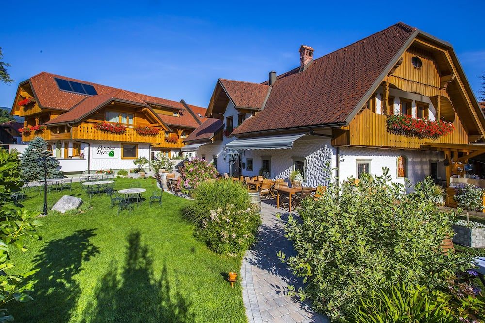 بنزيون بيرك - بليد - مبنى