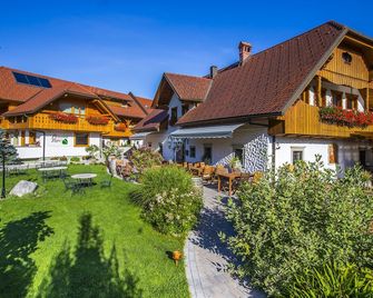 Penzion Berc - בלד - בניין