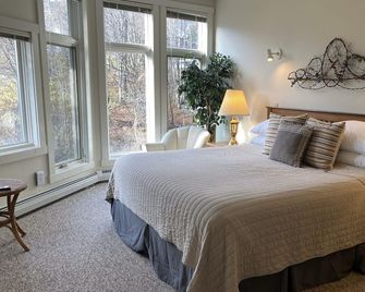 Ski in Ski out - fantastic location on Raccoon Run - Jay - Bedroom