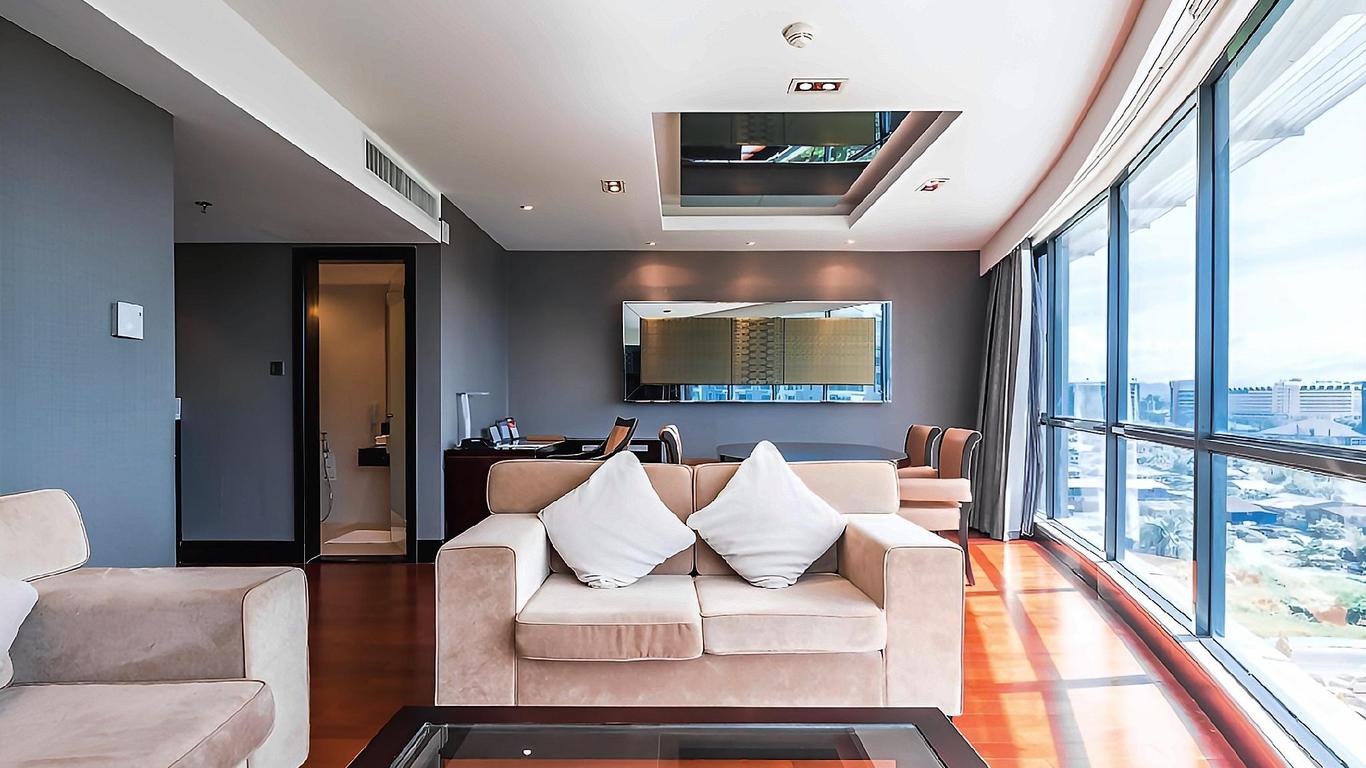 Ming Garden Hotel and Residences