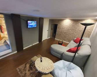 Holiday Home 'Machado' in Figueira de Castelo Rodrigo - Figueira de Castelo Rodrigo - Wohnzimmer