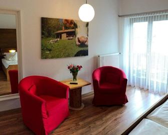 Gästehaus Wiesegg - Reit im Winkl - Living room