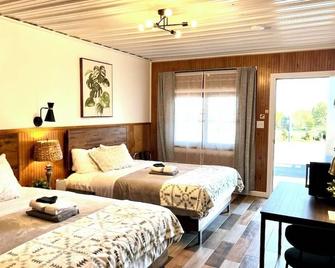 High Point Mountain Motel - Sussex - Habitación