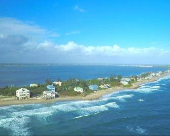 Private and cozy Downtown Stuart Oasis - Stuart - Outdoor view