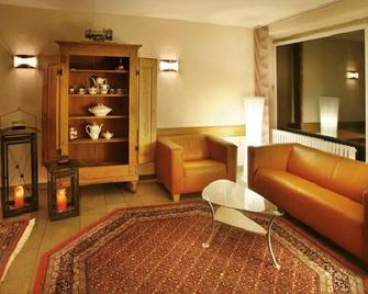 Hotel-Restaurant Esbach Hof - Kitzingen - Sala de estar