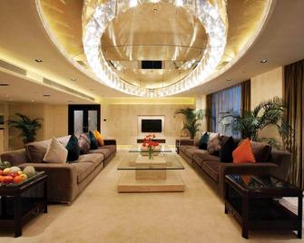 Furama Hotel Dalian - Dalian - Lobby