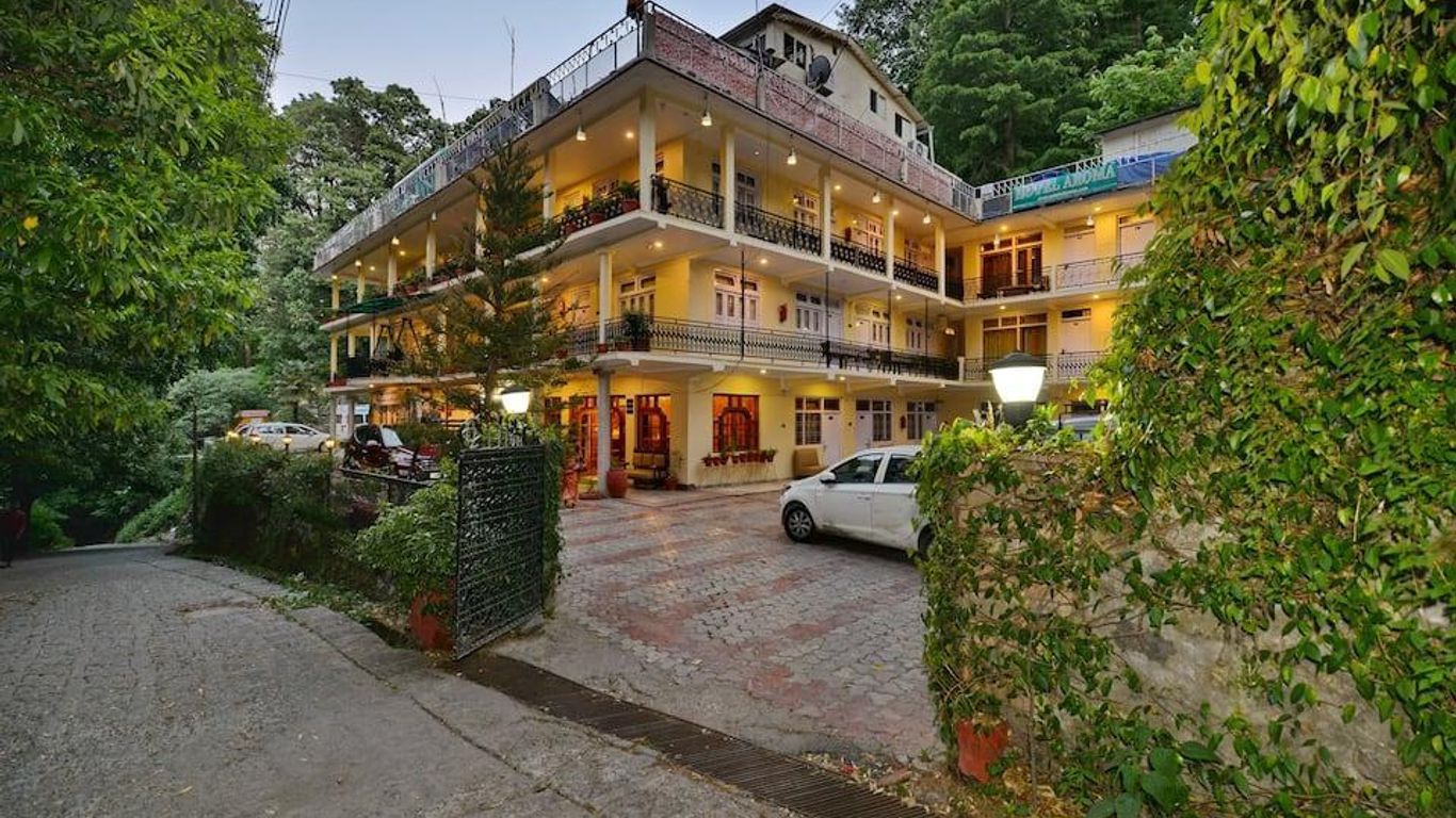 Hotel Aroma Nainital In house parking