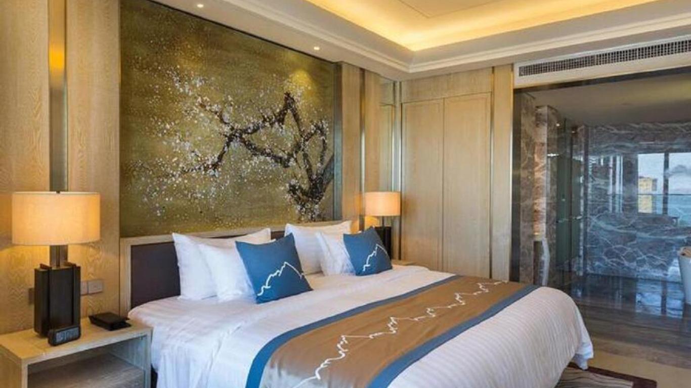 Grand New Century Hotel