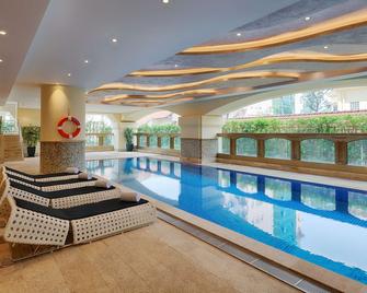 Sherwood Suites - Cidade de Ho Chi Minh - Piscina
