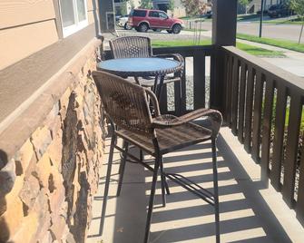 Cozy Private Bedroom And Bathroom - Henderson - Balcón