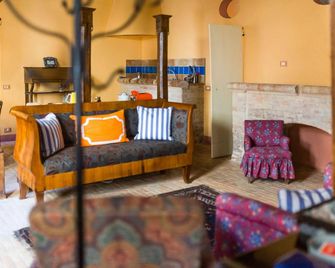 Palazzo Romani Adami - Fermo