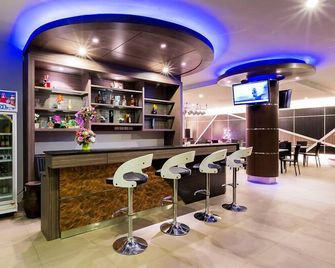 Tillthong Garden - Khlong Thom - Bar