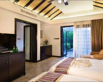 Qixianling Baoting Liyuan Hot Spring Hotel - Baoting - Bedroom