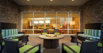 Home2 Suites by Hilton Midland - מידלנד - טרקלין