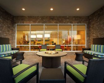 Home2 Suites by Hilton Midland - מידלנד - טרקלין