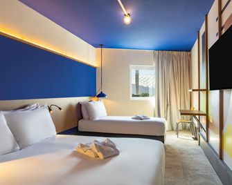 greet Hôtel Marseille Parc Chanot Vélodrome - Marseille - Bedroom