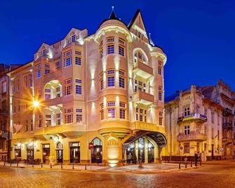 Hotel Atlas Deluxe - Lwów - Budynek