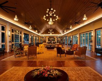Coorg Wilderness Resort & Spa - מדיקרי - לובי