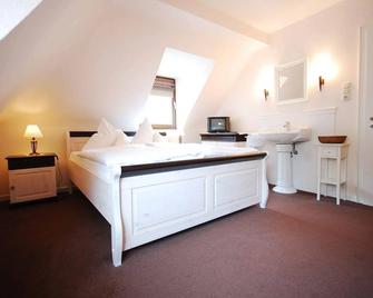 Hotel Binz - Bernkastel-Kues - Quarto