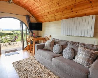 Valley View - Rhayader - Living room