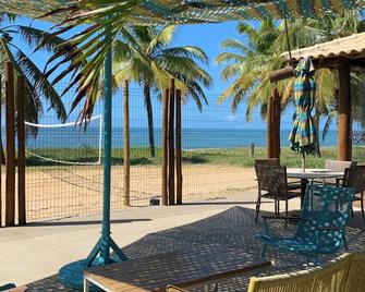 Beach House in Itacimirim, the Bahian paradise. Beachfront Condominium - Praia do Forte - Patio