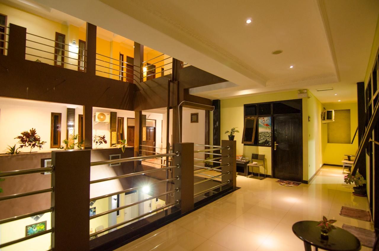 Hotel Salon Fora & Longhill Cafe Fora