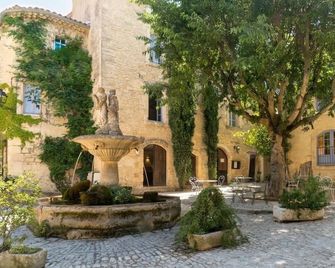 Auberge du Presbytère - Saignon - Outdoors view